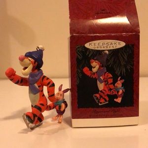 Hallmark Keepsake Tigger & Piglet